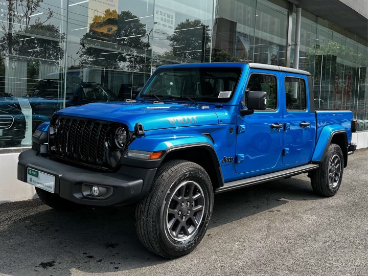 f_720x540_0_q87_autohomecar__ChxkjmQnrOaAfuI9AA5vkQZfyLo565.jpg